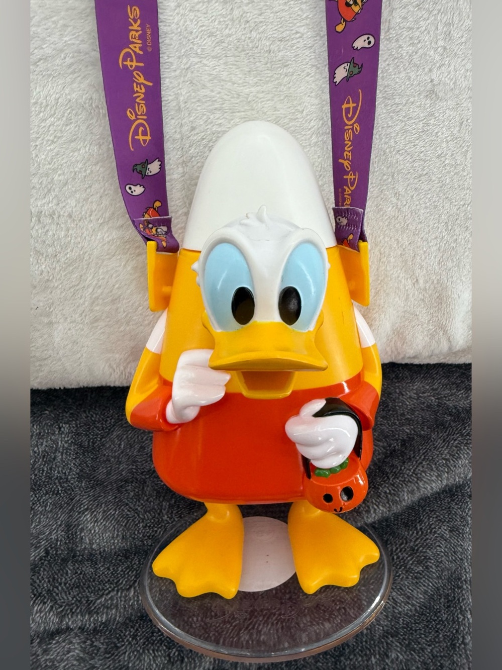 Disney Parks Donald Duck Candy Corn Sipper Cup W/ Lanyard Halloween 2022